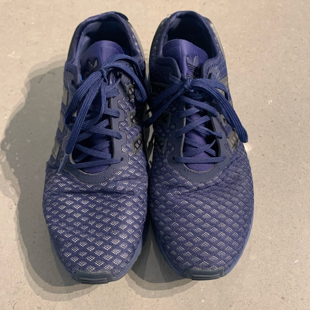 Adidas Sneakers